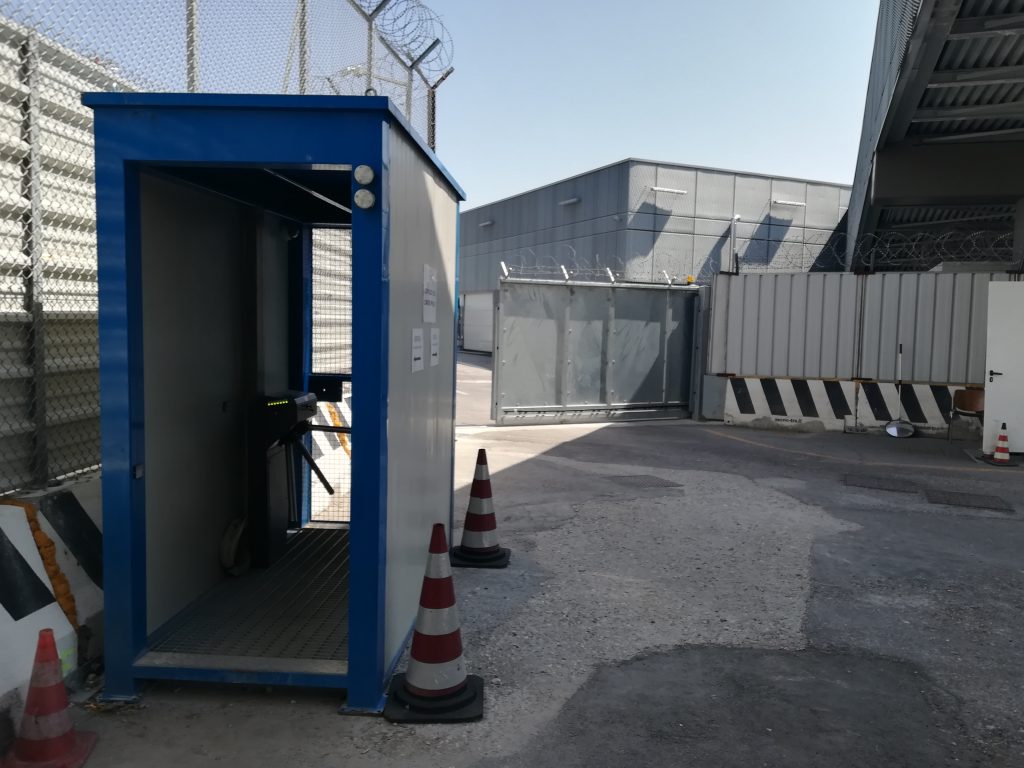 SafetyBox - controllo accessi in cantiere trasportabile e rischierabile